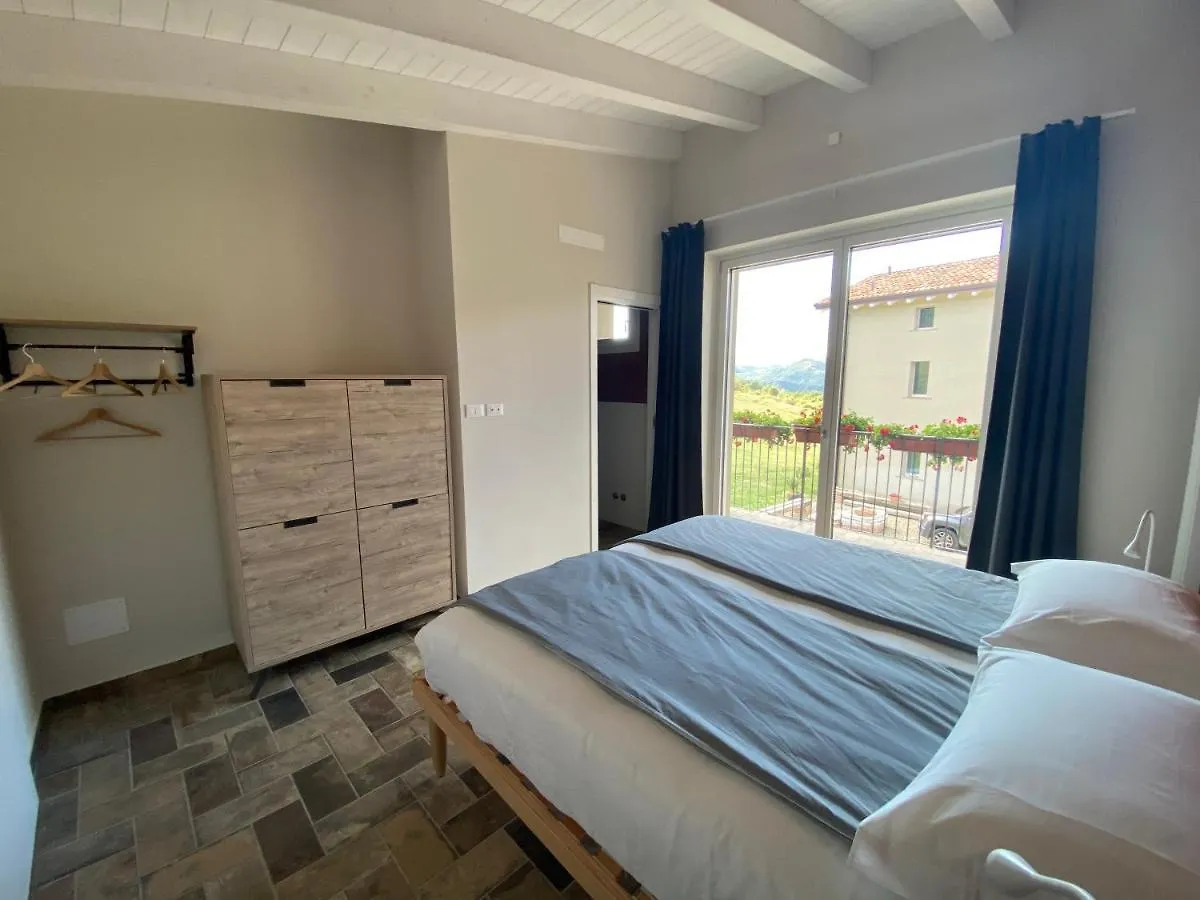 Farm stay Fuoridicampo Rossa Villa Roncovetro Italy